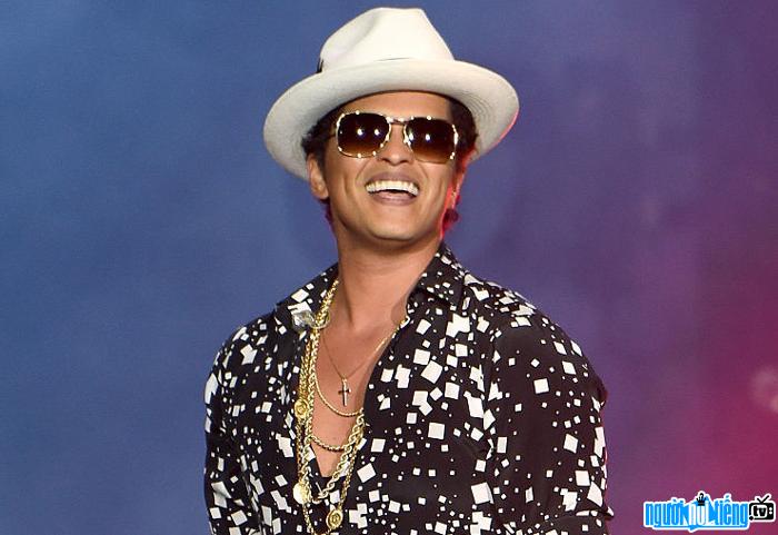 Bruno Mars - Famous American pop singer