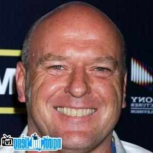 Latest Picture of Television Actor Dean Norris