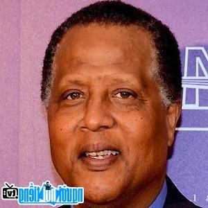Latest Picture of Jamaal Wilkes Basketball Player