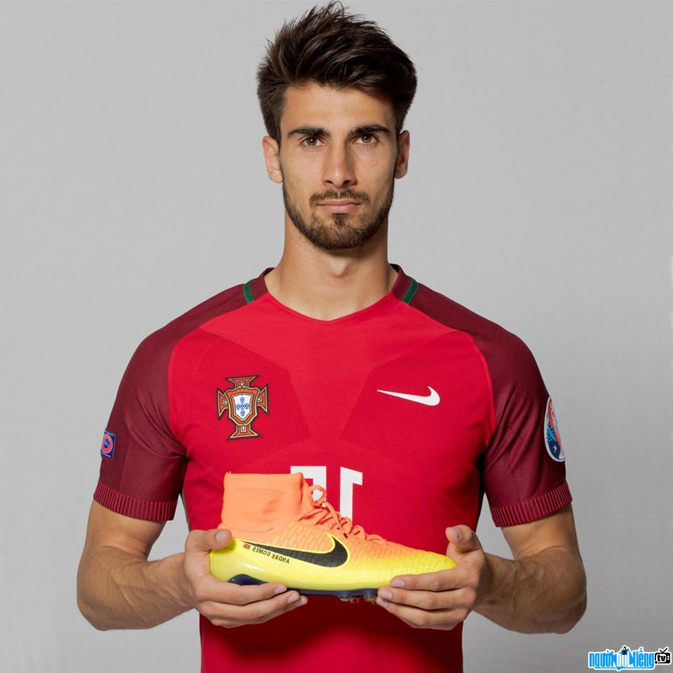 Image of Andre Gomes