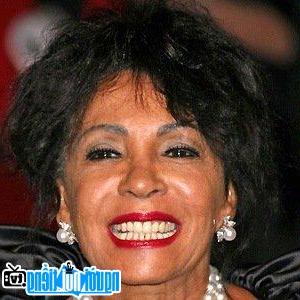 A New Photo of Shirley Bassey- Famous Welsh Jazz Singer