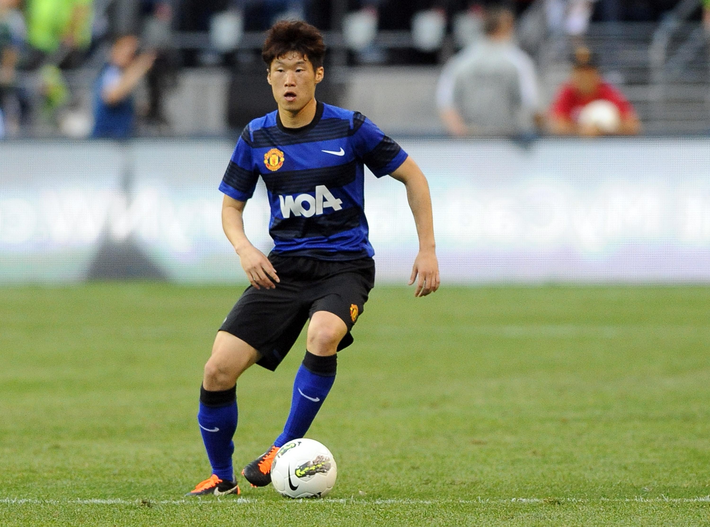 A field image of soccer player Park Ji-Sung