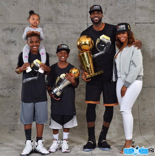 The little nest of LeBron James basketball player