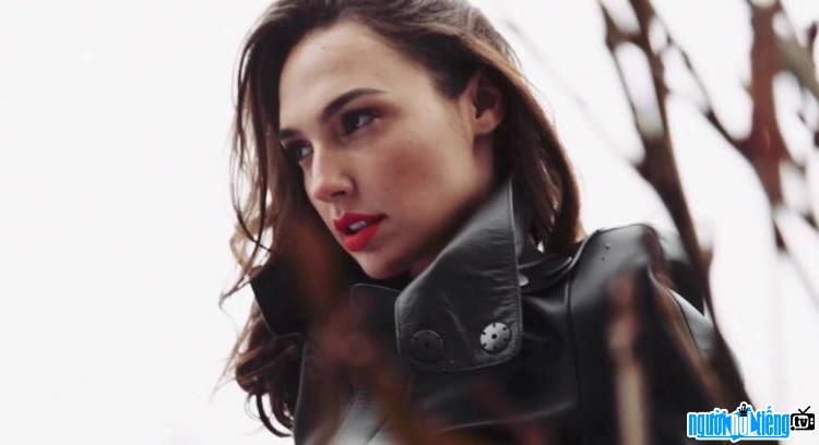 Another picture of actress Gal Gadot