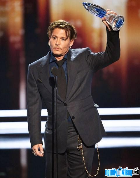 Actor Johnny Depp photo at an awards ceremony