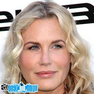 A New Picture Of Daryl Hannah- Famous Actress Chicago- Illinois