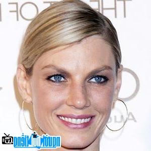 Latest picture of Model Angela Lindvall