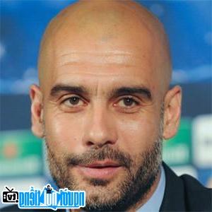 Latest picture of Pep Guardiola soccer player