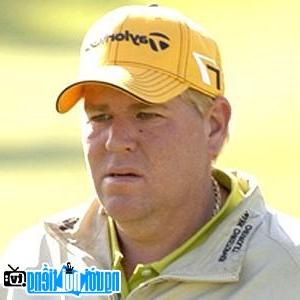 Một hình ảnh chân dung của VĐV golf John Daly