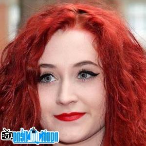A New Picture of Janet Devlin- Famous Irish Pop Singer