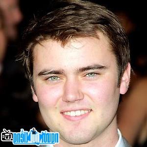 Latest Picture of Cameron Bright Actor