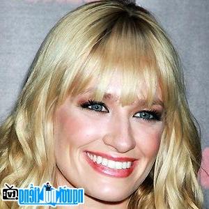 Latest Picture Of Television Actress Beth Behrs