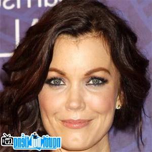 Latest picture of Bellamy Young TV Actress