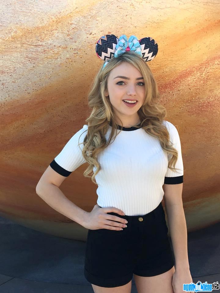 Very cute image of the TV actress Peyton List picture