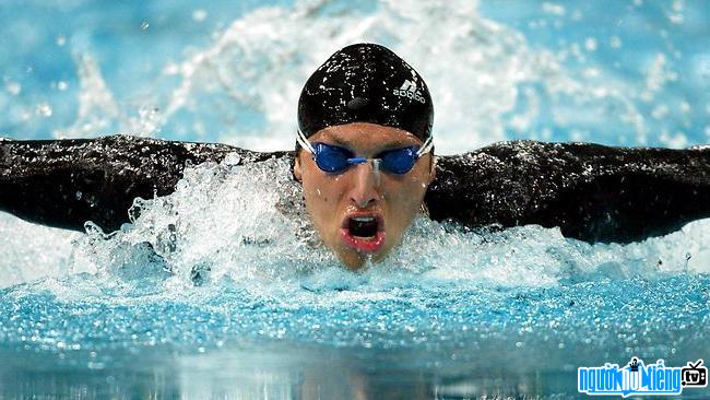 Hình ảnh VĐV bơi lội Ian Thorpe khi đang thi đấu