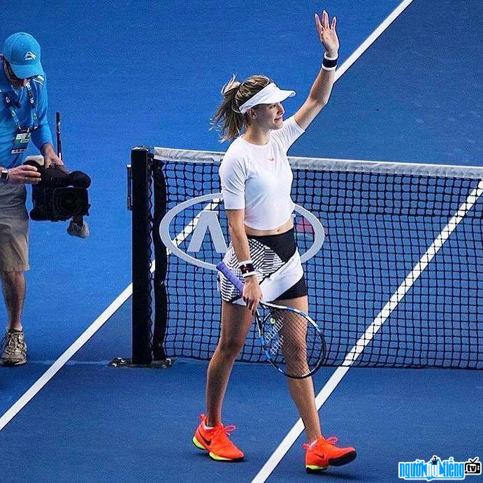 Picture of tennis player Eugenie Bouchard on the court