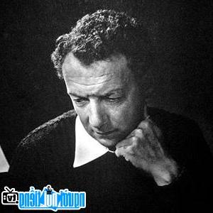 Image of Benjamin Britten