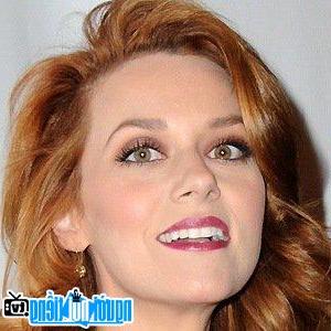 A New Picture of Hilarie Burton- Famous TV Actress Virginia