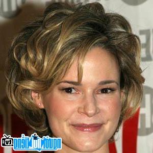 Latest picture of TV Actress Leisha Hailey