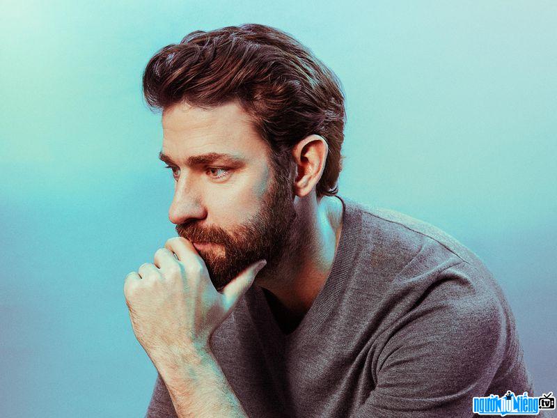 Latest Picture of TV Actor John Krasinski