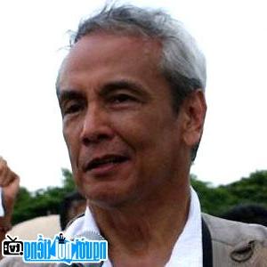 Image of Jim Paredes