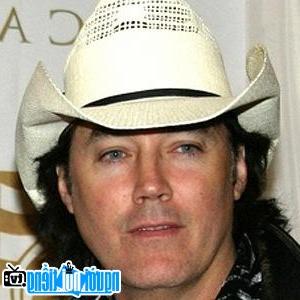 Latest Picture Of Country Singer David Lee Murphy
