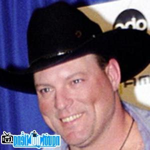 Latest Picture Of Country Singer John Michael Montgomery