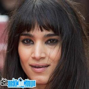 Ảnh chân dung Sofia Boutella