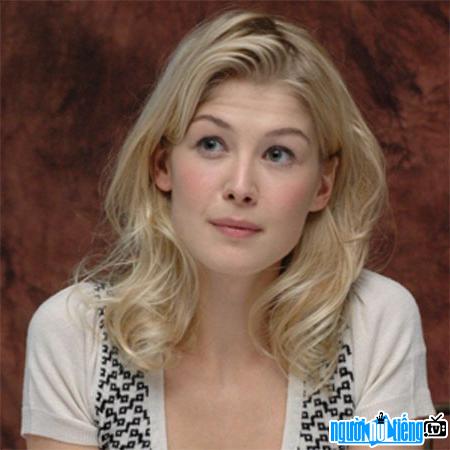 Image of Rosamund Pike