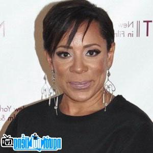 Latest picture of TV Actress Selenis Leyva
