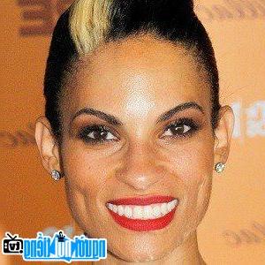 Latest picture of Soul Singer Goapele