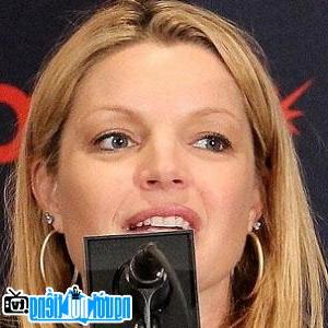 Latest pictures of Actress Clare Kramer