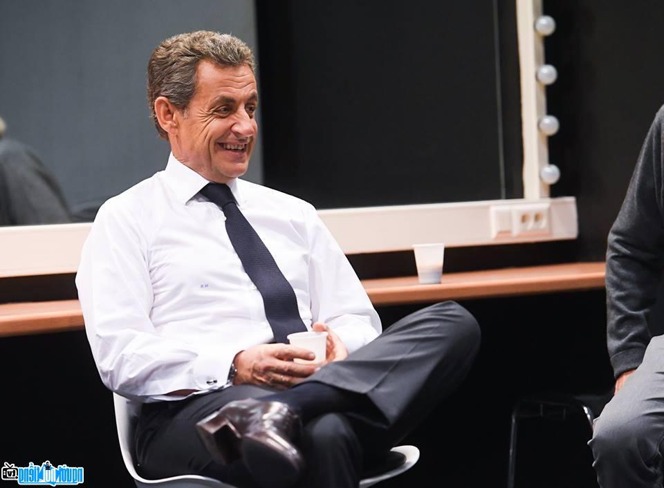 Latest picture of World Leader Nicolas Sarkozy