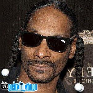 A Portrait Picture Of Singer Rapper Snoop Dogg