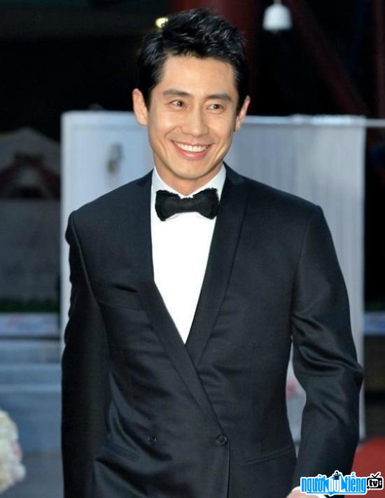 Actor Shin Ha-kyun in an event