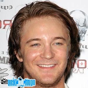 A Portrait Picture of Male TV actor Michael Welch