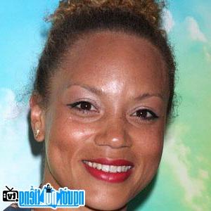 Image of Angela Griffin