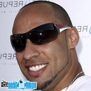 Latest Picture of Hank Baskett Soccer Player