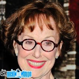 Latest pictures of Una Stubbs TV Actress