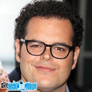 A New Picture of Josh Gad- Famous Hollywood-Florida Stage Actor