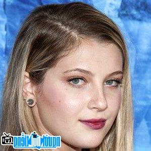 A new photo of Zoe Levin- Famous Chicago-Illinois Actress