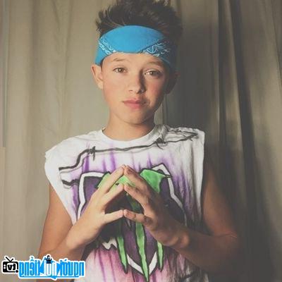 Jacob Sartorius Picture with Dynamic Style