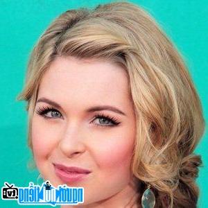 Latest Picture of TV Actress Kirsten Prout