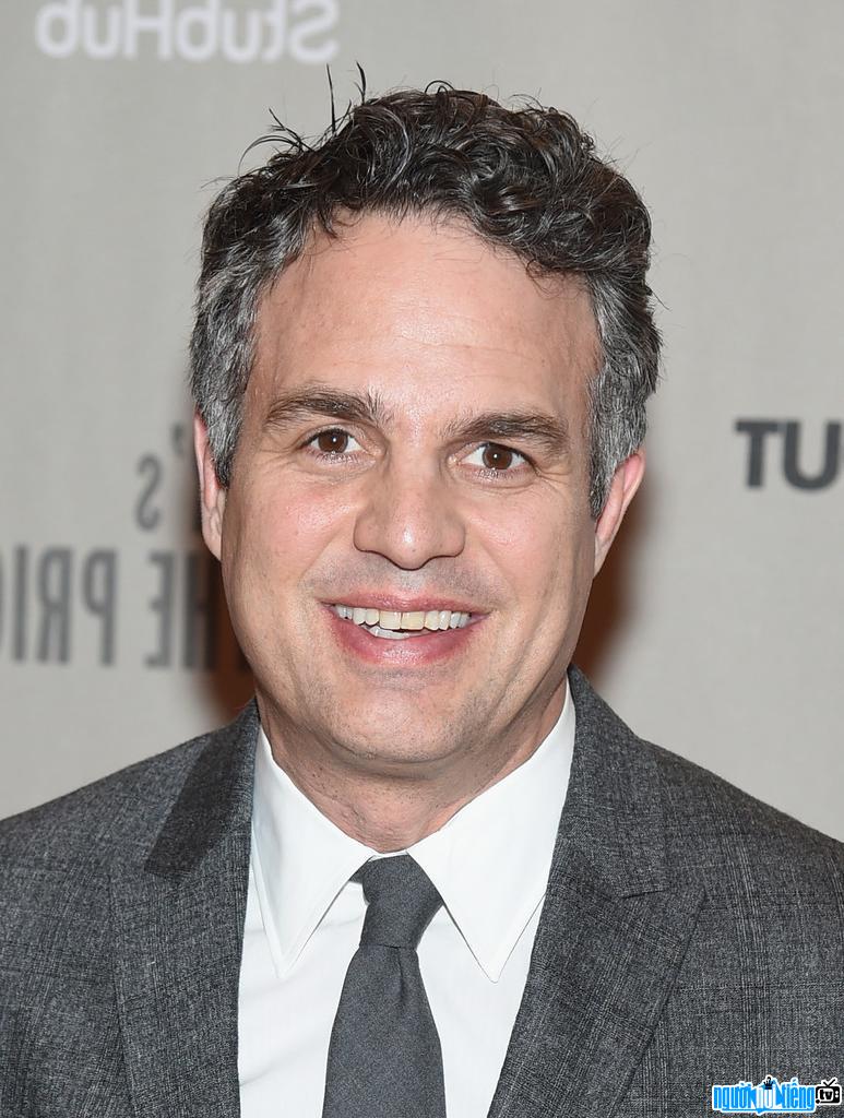 Foot Photo Mark Ruffalo