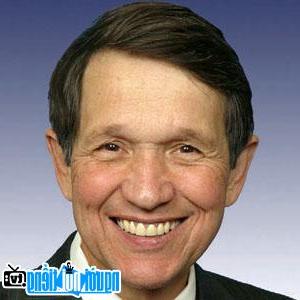 Image of Dennis Kucinich