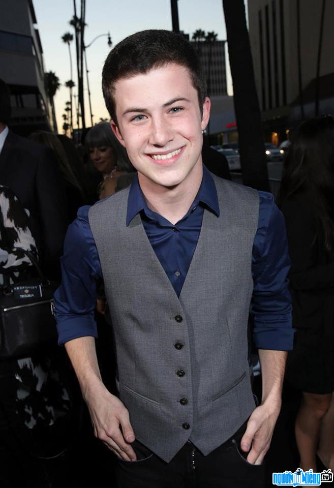 Actor Dylan Minnette is manly and handsome