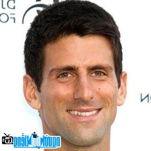Novak Djokovic tay vợt đương kim số 1 thế giới