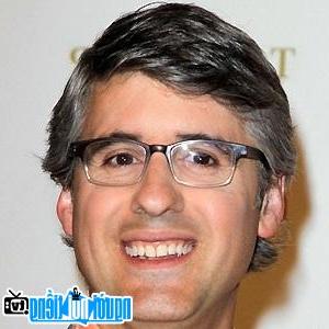 A new photo of Mo Rocca- Famous DC Comedian