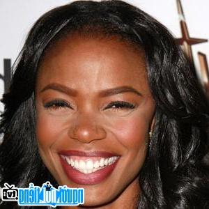 A New Picture of Jill Marie Jones- Famous Ohio Television Actress
