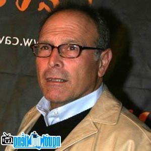 Latest picture of Director Howard Deutch